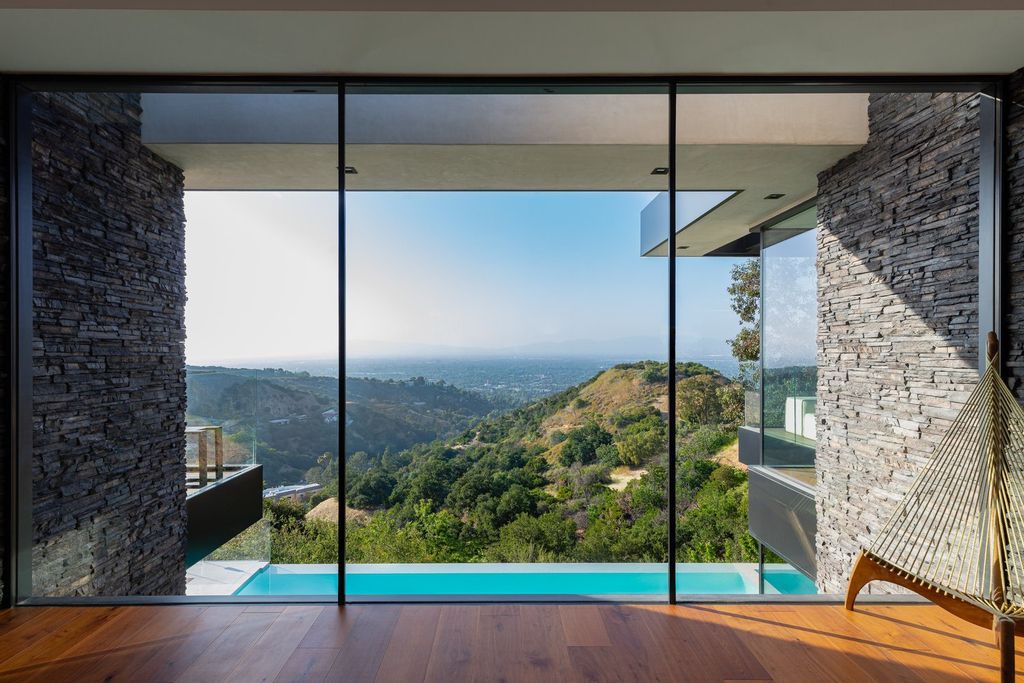 This-Brand-New-17500000-Sprawling-Home-in-Beverly-Hills-Inspired-by-Nature-and-Centered-in-Tranquility-40