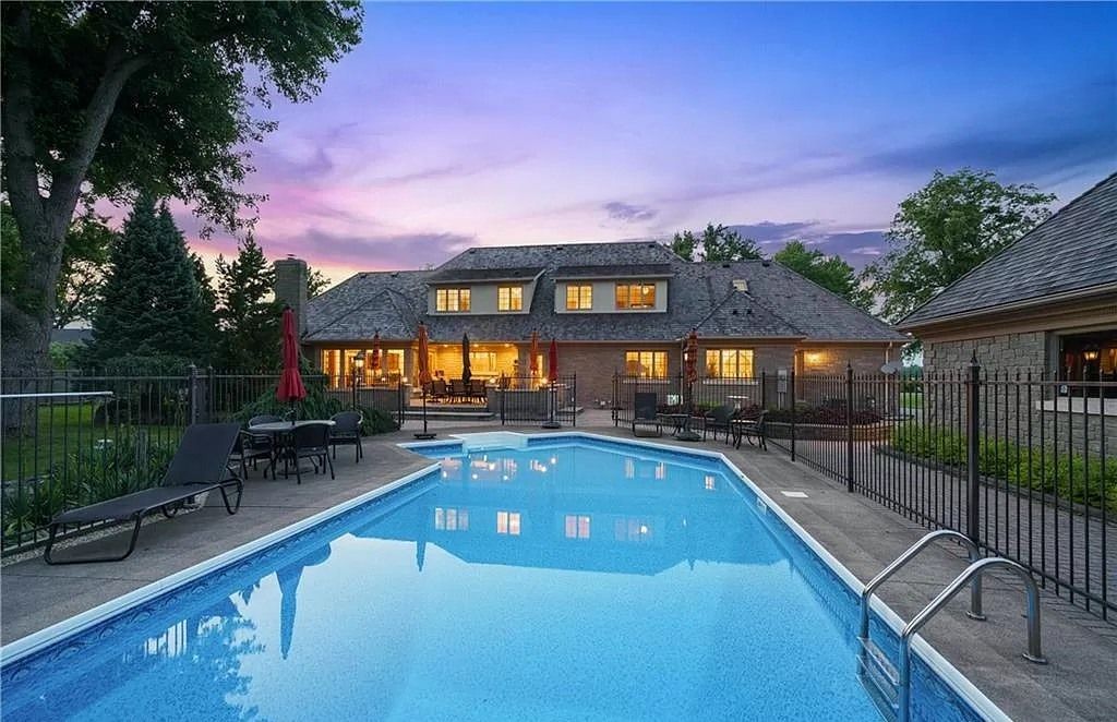 The Estate in Fort Erie rests along one of Canada's most prettiest drives, the Niagara Parkway' with direct access to the paved biking and running trail, now available for sale. This home located at 3269 Niagara River Pkwy, Fort Erie, ON L2A 5M4, Canada