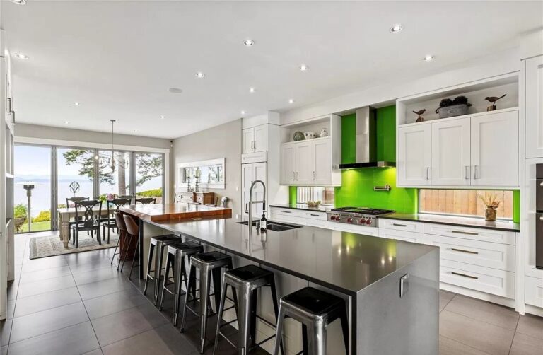This C5,250,000 Waterfront Home in Parksville Affords ResortStyle