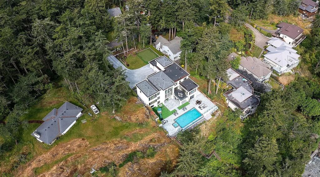 The Estate in Saanich offers the amazing view of the ocean and mountain ranges, now available for sale. This home located at 4823 Major Rd, Saanich, BC V8Y 2L8, Canada