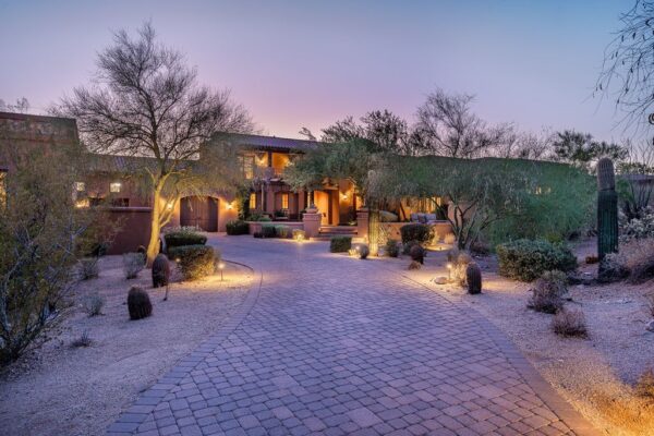 A Fabulous Spanish Eclectic Custom Home in Scottsdale with Multiple ...