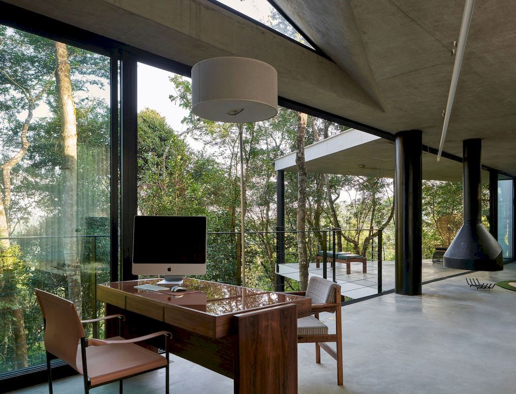 Açucena House Immersed in Lush Atlantic Rainforest by Tetro Arquitetura