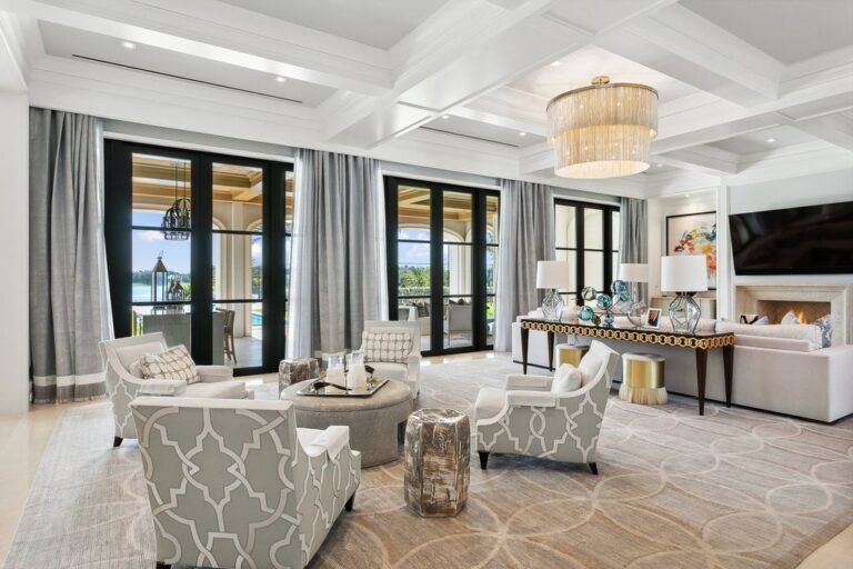 An Extraordinary Estate in Delray Beach with Perfect Architectural