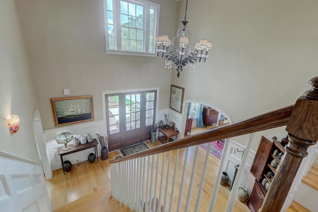 Beautiful-Georgian-style-Home-in-Charleston-with-Unparalleled-Water-Views-Lists-for-2845000-25