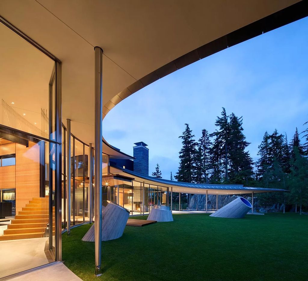 Blend-Perfectly-with-the-Surrounding-Landscape-Architectural-Masterpiece-in-Whistler-Listing-for-C39000000-28