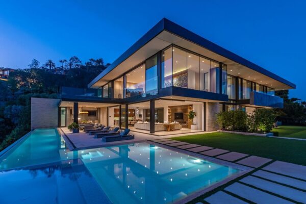 Brand New Architectural Masterpiece in Pacific Palisades Designed by ...