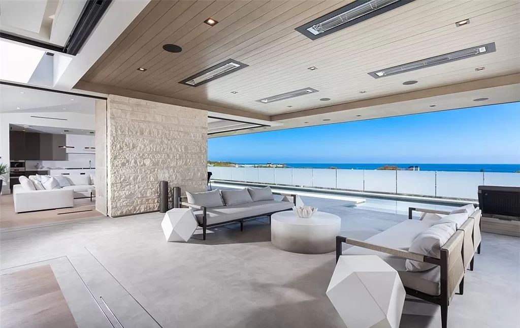 The Mansion in Corona Del Mar is a newly built home has been curated for ideal functionality and positioned to optimize the panoramic ocean vistas now available for sale. This home located at 4527 Perham Rd, Corona Del Mar, California