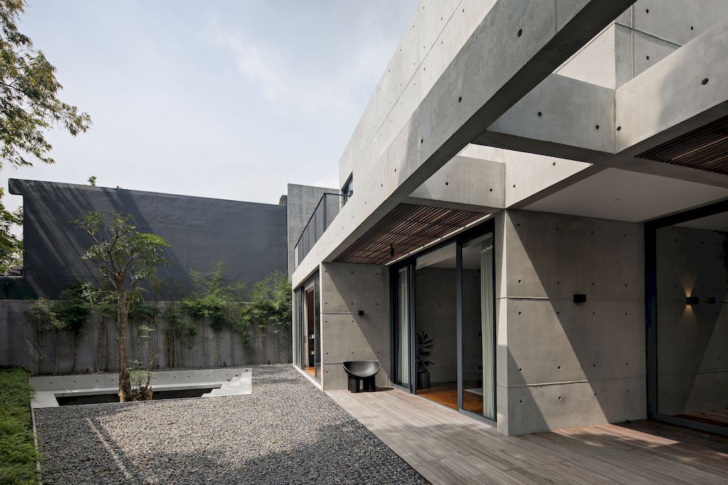 Cascading House, Stunning Concrete Home by Tamara Wibowo Architects