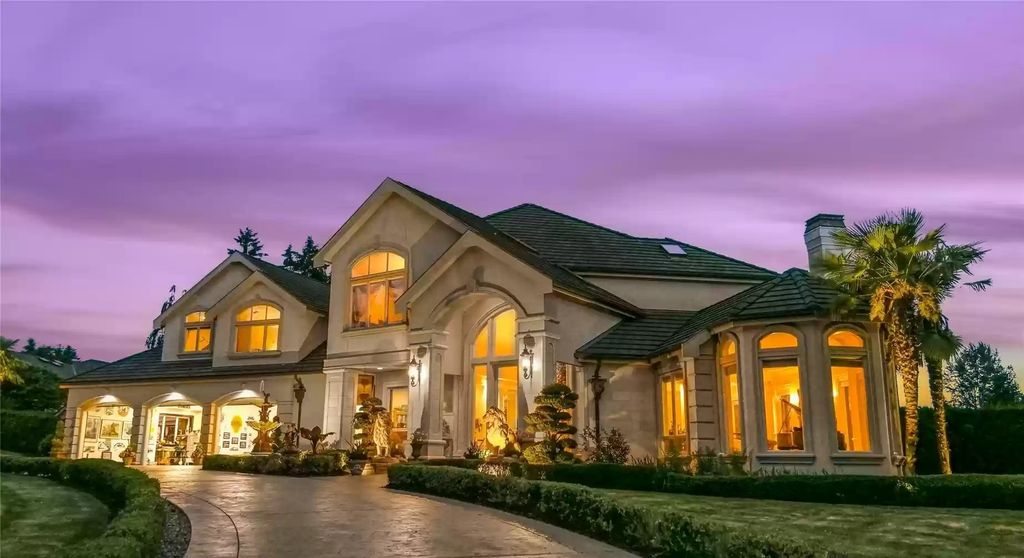 The Home in Woodinville offers every luxury & amenity on an executive level, now available for sale. This home located at 15031 167th Court NE, Woodinville, Washington