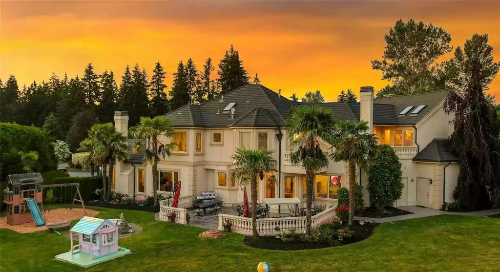 The Home in Woodinville offers every luxury & amenity on an executive level, now available for sale. This home located at 15031 167th Court NE, Woodinville, Washington