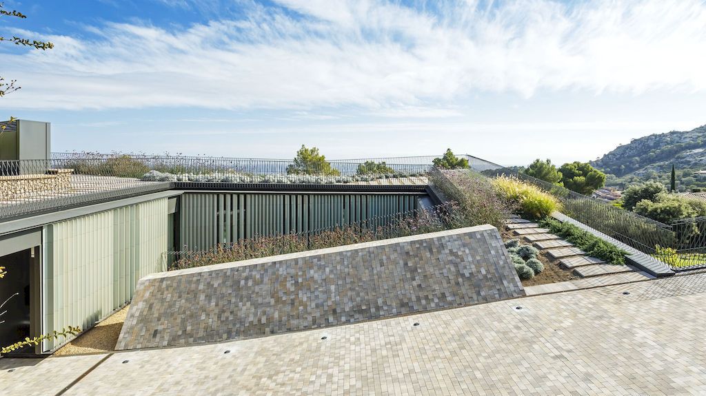 Happy House in Begur integrates environment by SALA Ferusic Architects