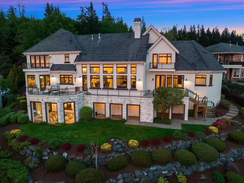 The House in Bellevue provides the most breathtaking views from every direction, now available for sale. This home located at 17003 SE 65th Place, Bellevue, Washington