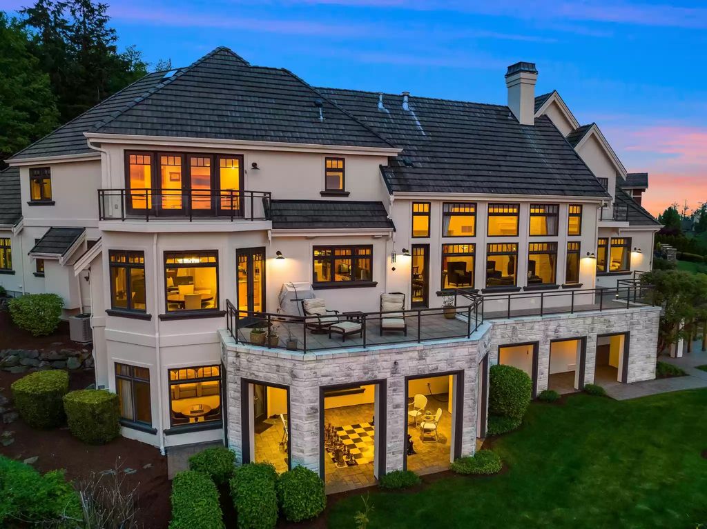 The House in Bellevue provides the most breathtaking views from every direction, now available for sale. This home located at 17003 SE 65th Place, Bellevue, Washington