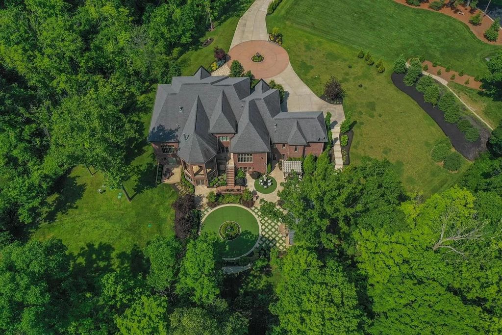 The Estate in Cincinnati is a luxurious home featuring detailed ceilings throughout in main floor and great outdoor spaces now available for sale. This home located at 9170 Given Rd, Cincinnati, Ohio offering 06 bedrooms and 09 bathrooms with 10,760 square feet of living spaces.