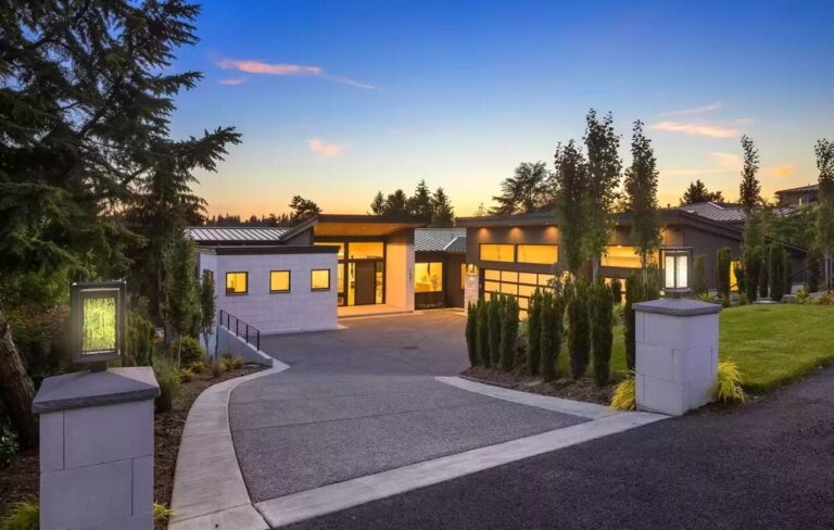 Providing Extra Space for Flawless Entertaining, Premier Modern Architecture in Clyde Hill Asks $8,750,000
