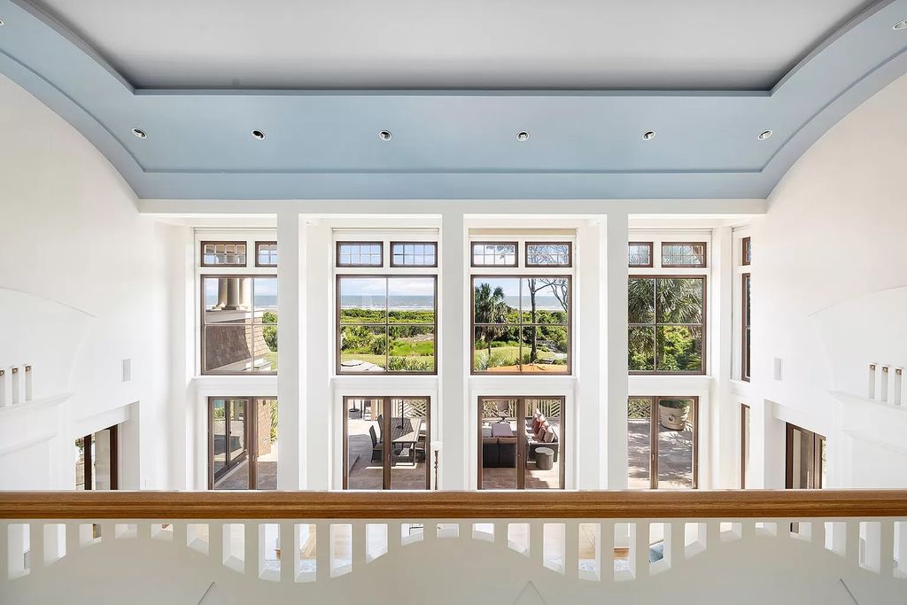 The House in Kiawah Island is designed by renowned architects Shope, Reno & Wharton, now available for sale. This home located at 133 Flyway Dr, Kiawah Island, South Carolina