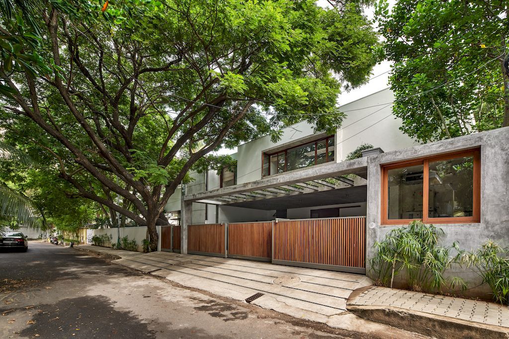 Raintree House, a climate responsive Chennai home by Khosla Associates