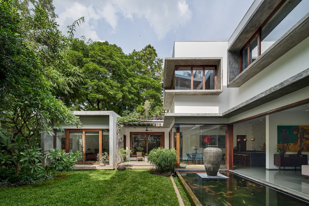 Raintree House, a climate responsive Chennai home by Khosla Associates