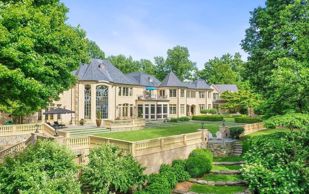 Remarkable-Gated-20-Acre-Waterfront-Estate-with-French-inspired-Design-Lists-for-15900000-40