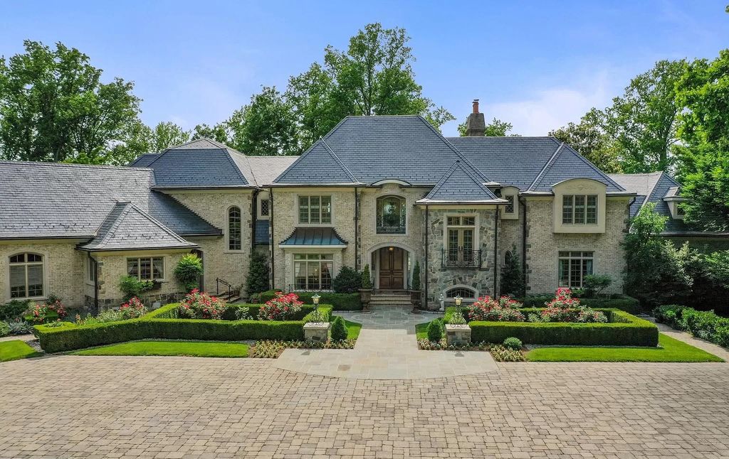 The Estate in Severna Park is nestled on the banks of the Severn River, only 10 minutes from historic Annapolis, now available for sale. This home located at 938 Old County Rd, Severna Park, Maryland