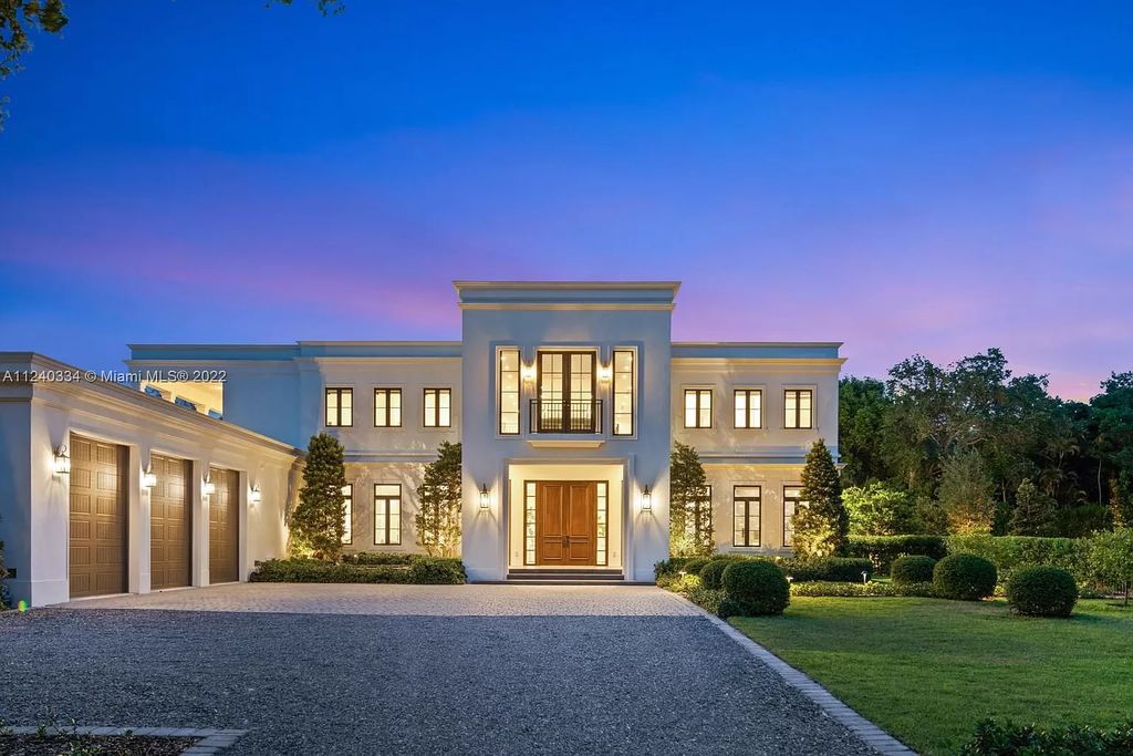 The Home in Coral Gables, a luxurious property set in the gated community of Snapper Creek Lakes surrounded by lush landscaping and mature oaks providing privacy is now available for sale. This home located at 5255 Snapper Creek Rd, Coral Gables, Florida