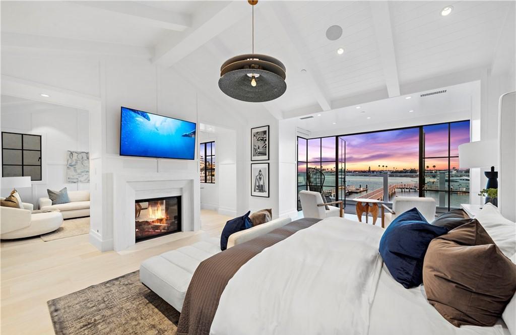 The Home in Corona Del Mar is a meticulously planned bayfront estate will take waterfront luxury living to a new level with optimal panoramic ocean, harbor and sunset views now available for sale. This home located at 2209 Bayside Dr, Corona Del Mar, California