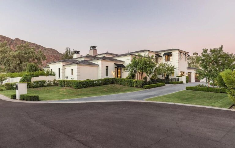 This $4,195,000 Magnificent Home in Phoenix Arizona is Elegant and Absolutely Perfect for Entertaining