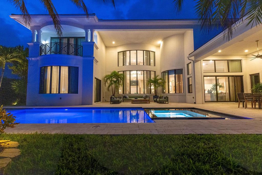 The Home in Boca Raton, an impeccable new contemporary masterpiece offers a fine design and lifestyle of unrivaled amenities, privacy, and security is now available for sale. This home located at 2704 NW 75th St, Boca Raton, Florida