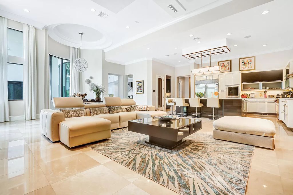 This-6975000-Exceptional-Home-in-Boca-Raton-has-Ultimate-Amenities-for-Relaxation-and-Entertainment-21