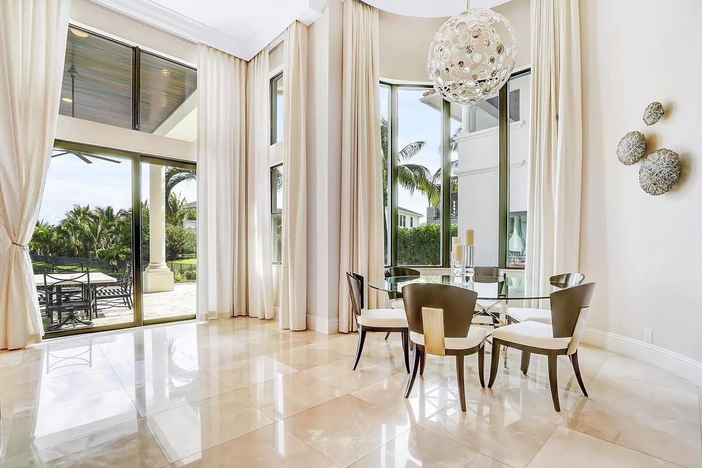 This-6975000-Exceptional-Home-in-Boca-Raton-has-Ultimate-Amenities-for-Relaxation-and-Entertainment-28
