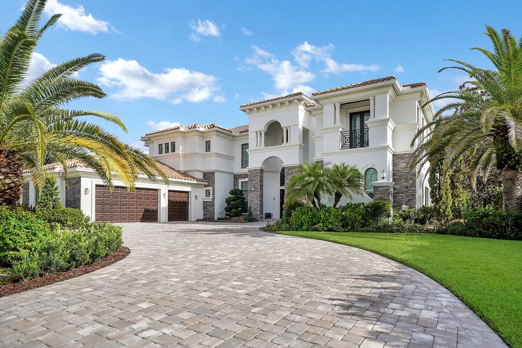 This-6975000-Exceptional-Home-in-Boca-Raton-has-Ultimate-Amenities-for-Relaxation-and-Entertainment-9