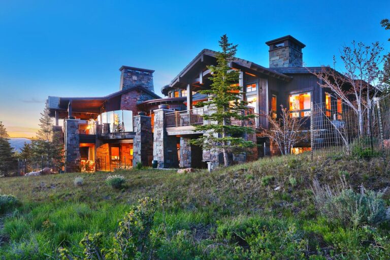 This 9,000,000 Spectacular Four Season Home in Park City Utah offers