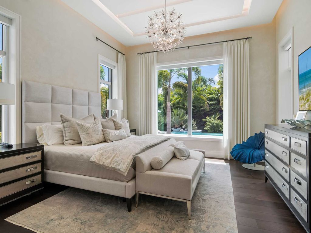 The Home in Naples is a luxurious home residence offers plenty of features with Central Vac, Lutron shading throughout, custom drapery, and smart home technology now available for sale. This home located at 882 Cassena Rd, Naples, Florida