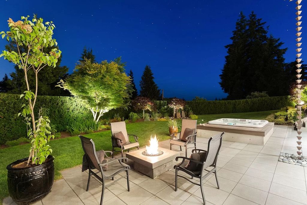 This-C6689000-Home-in-West-Vancouver-is-a-Beautiful-Escape-and-The-Ultimate-in-One-Level-Living-33