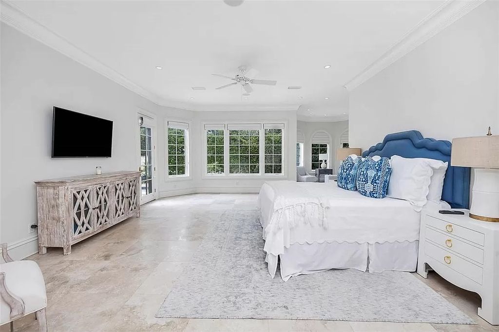 The Estate in Georgia is a luxurious home offering hot tub and pool and all the finest finishes throughout now available for sale. This home located at 223 W 24th St, Sea Island, Georgia; offering 06 bedrooms and 09 bathrooms with 8,000 square feet of living spaces.