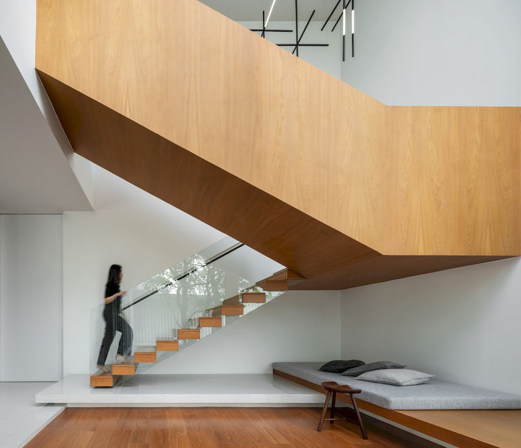 Veil House, Stunning two-story House by Ayutt and Associates Design