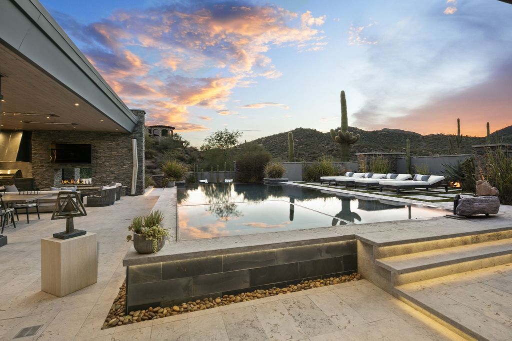 A-Simply-Stunning-Contemporary-Home-in-Scottsdale-with-Striking-Mountain-Views-for-Sale-at-7.25-Million-14