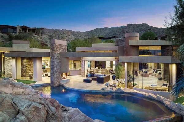 A Timeless Contemporary Home in Palm Desert by Guy Dreier offers Dramatic Down-valley Views Listed for $7.99 Million