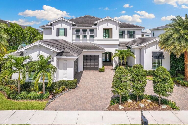 An Impressive Home permeated with Themes of Clean Lines, Sophisticated Design and Radiating Light in Boca Raton Asking $5,790,000