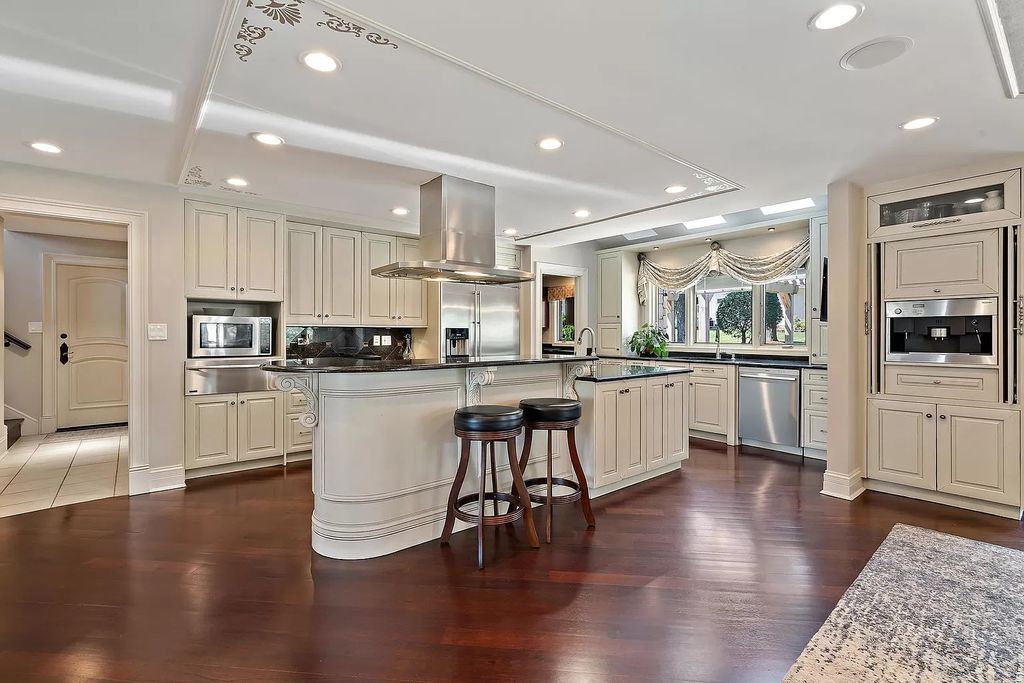 The Residence in Oak Brook is a luxurious home restructured and remodeled the exterior and interior, now available for sale. This home located at 1611 Midwest Club Pkwy, Oak Brook, Illinois