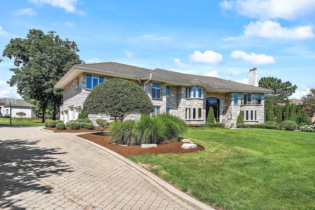 The Residence in Oak Brook is a luxurious home restructured and remodeled the exterior and interior, now available for sale. This home located at 1611 Midwest Club Pkwy, Oak Brook, Illinois