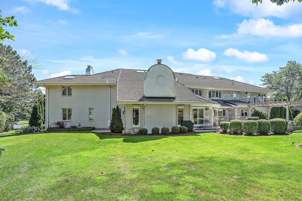 The Residence in Oak Brook is a luxurious home restructured and remodeled the exterior and interior, now available for sale. This home located at 1611 Midwest Club Pkwy, Oak Brook, Illinois