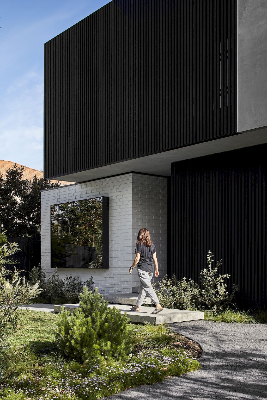 Eliza House immersed itself within the surrounding in Australia by WALA