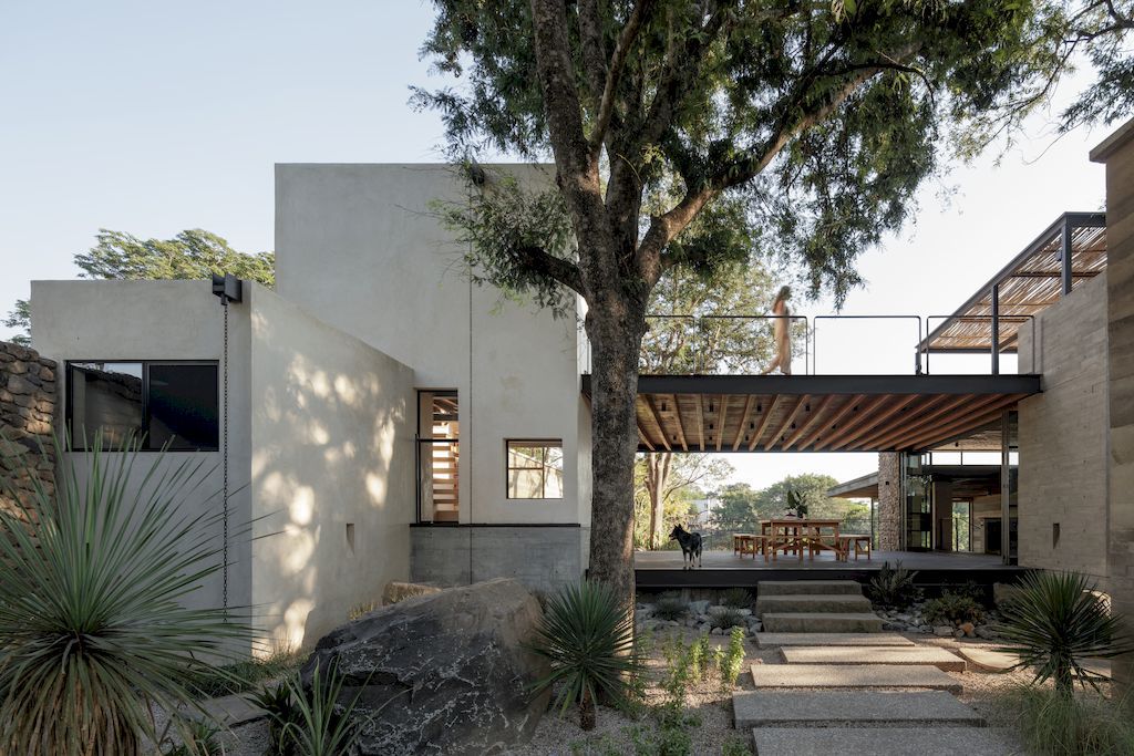 Espacio Kaab in Historic Mexican Hacienda by Di Frenna Arquitectos