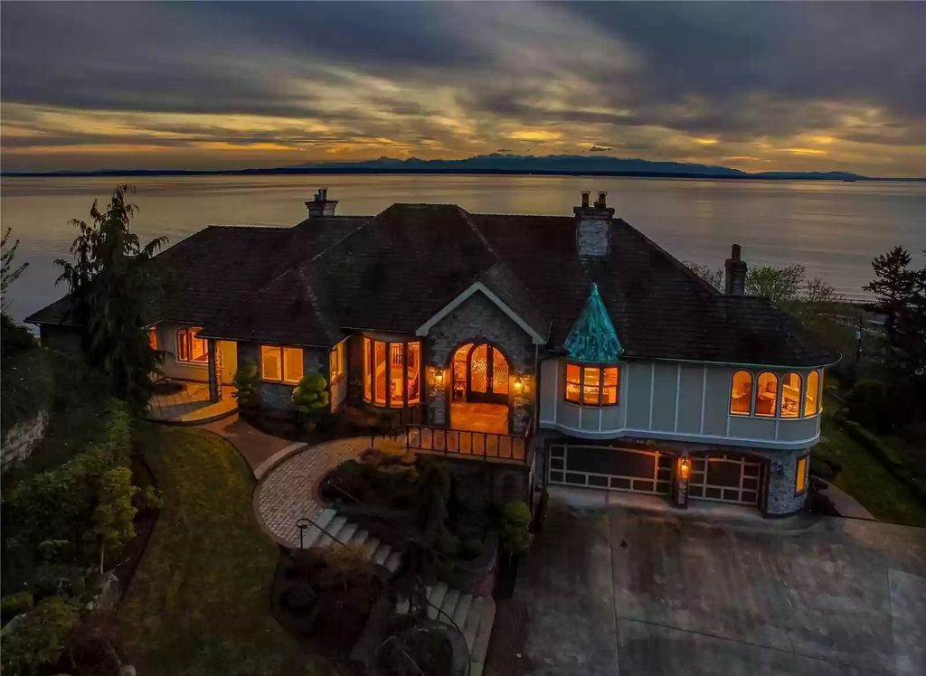 The Estate in Edmonds is a luxurious home built with utmost fine materials and expert craftsmanship now available for sale. This home located at 7202 Picnic Pl, Edmonds, Washington; offering 04 bedrooms and 05 bathrooms with 7,539 square feet of living spaces. 