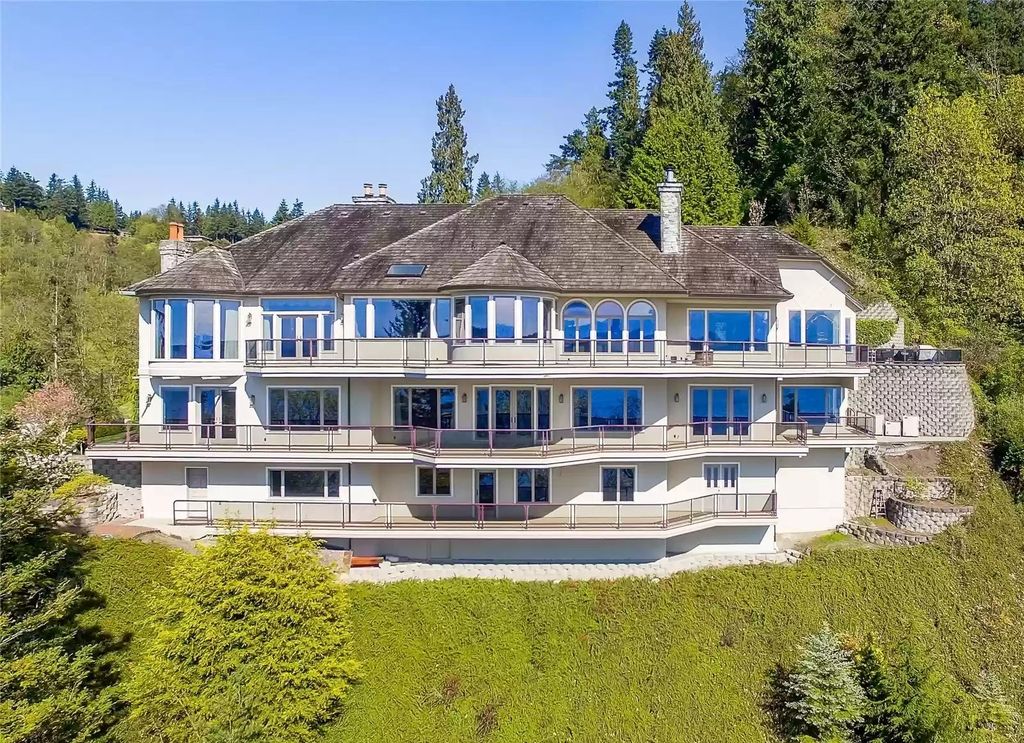 The Estate in Edmonds is a luxurious home built with utmost fine materials and expert craftsmanship now available for sale. This home located at 7202 Picnic Pl, Edmonds, Washington; offering 04 bedrooms and 05 bathrooms with 7,539 square feet of living spaces. 