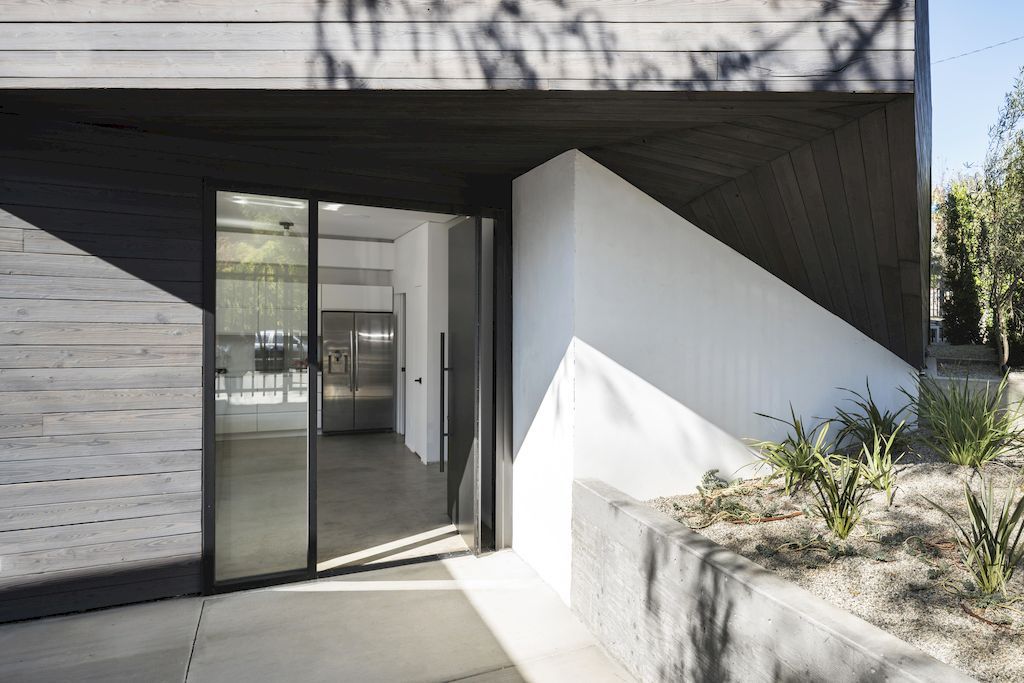 HI55 House, Impressive House in California by Arshia Architects