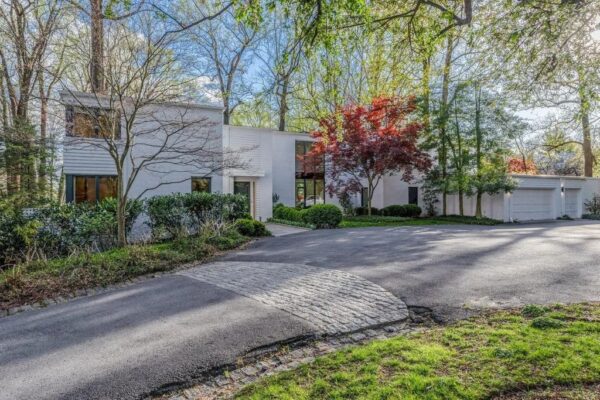 Impeccable Bauhaus-inspired Modernist Retreat in Bethesda Listed Hits Market for $8.995 Million