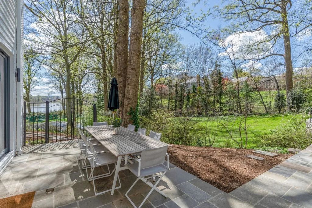 The Estate in Bethesda is a luxurious home newly and completely renovated to impeccable standards now available for sale. This home located at 5216 Abingdon Rd, Bethesda, Maryland; offering 06 bedrooms and 09 bathrooms with 7,427 square feet of living spaces.
