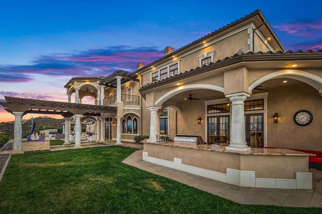 The Home in Murrieta - Villa Dolce Vista, an Italian inspired masterpiece offers luxury amenities and uninterrupted panoramic views of mountains and the valley is now available for sale. This home located at 36852 Calle De Lobo, Murrieta, California